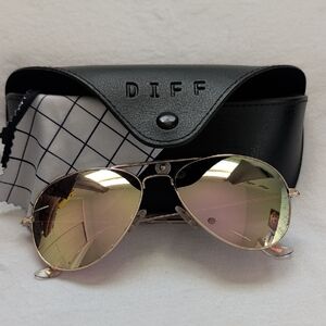 Silver Aviator Sunglasses